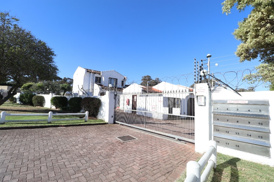 3 Bedroom Property for Sale in Greenshields Park Eastern Cape